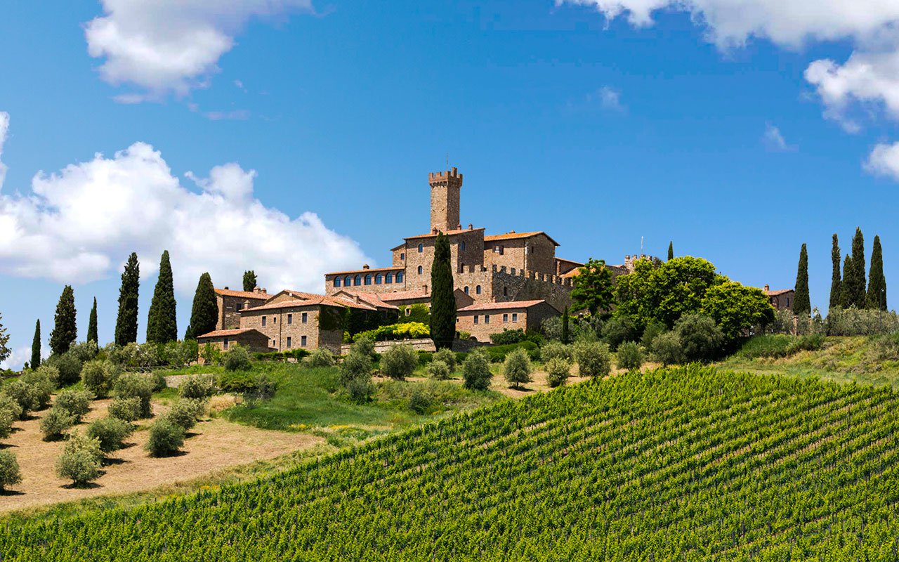 Discover the countryside of Siena