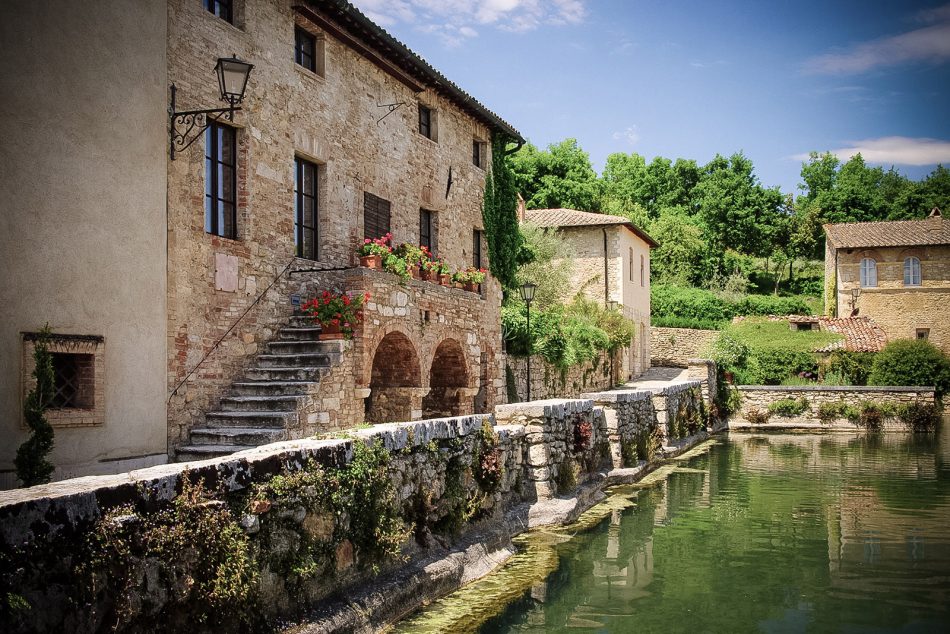 Seven Things to Know about Bagno Vignoni, Tuscan Thermal City