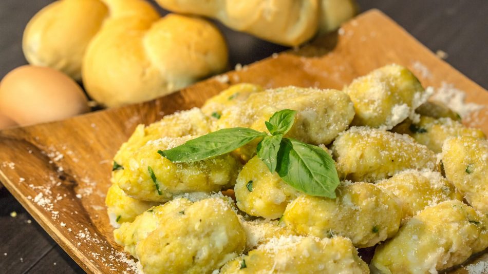 Gnocchi di Polenta al Sugo di Carne – A Traditional Italian Recipe