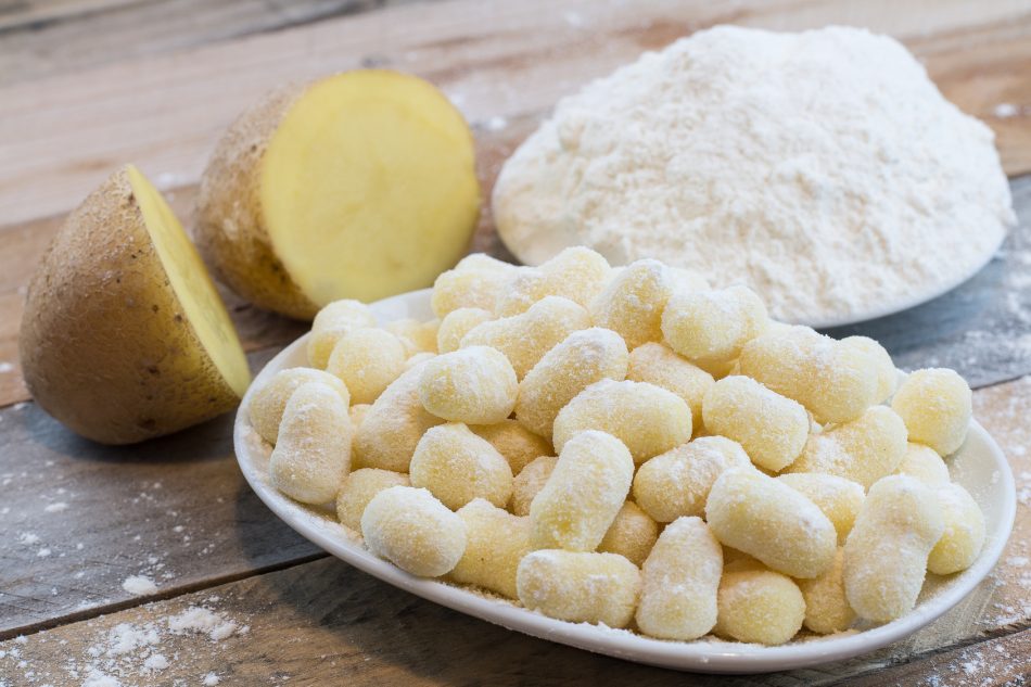 Gnocchi di Patate con Pesto alla Fornaia – A Traditional Tuscan Recipe