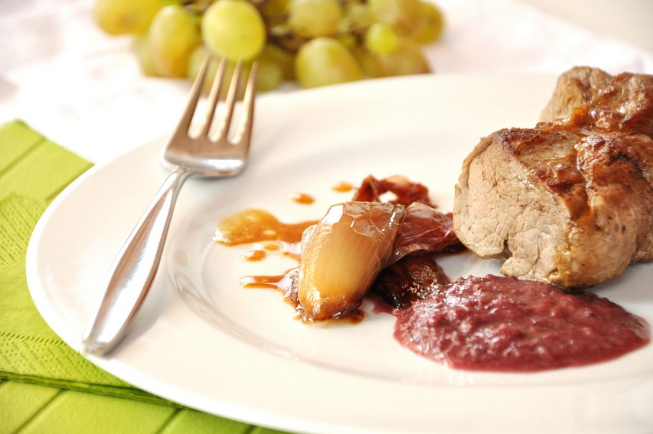 Arista Marinata con l’Uva – A Traditional Italian Recipe