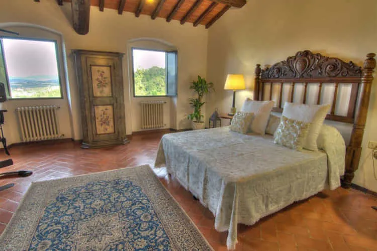 Villa selva bedroom