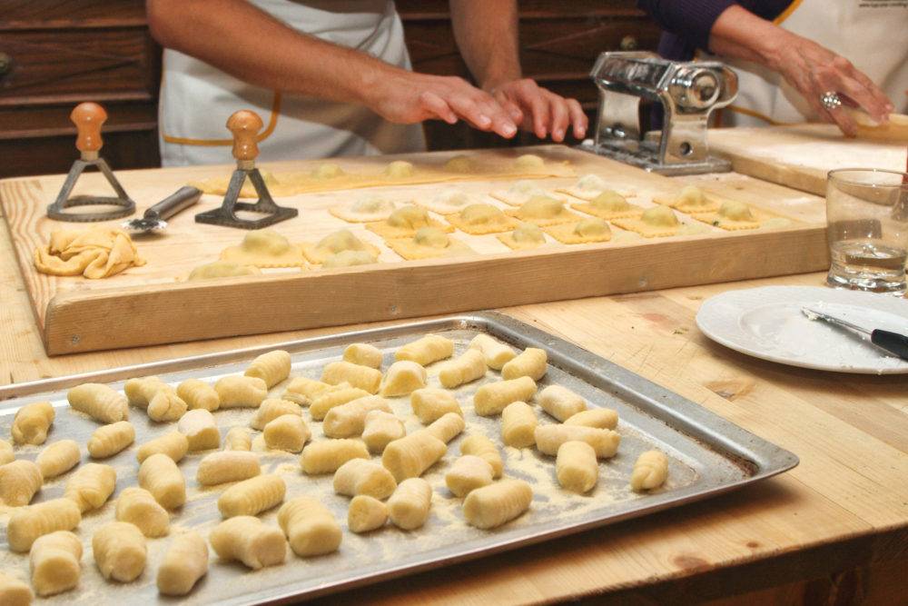 Art of making the fresh italian Pasta