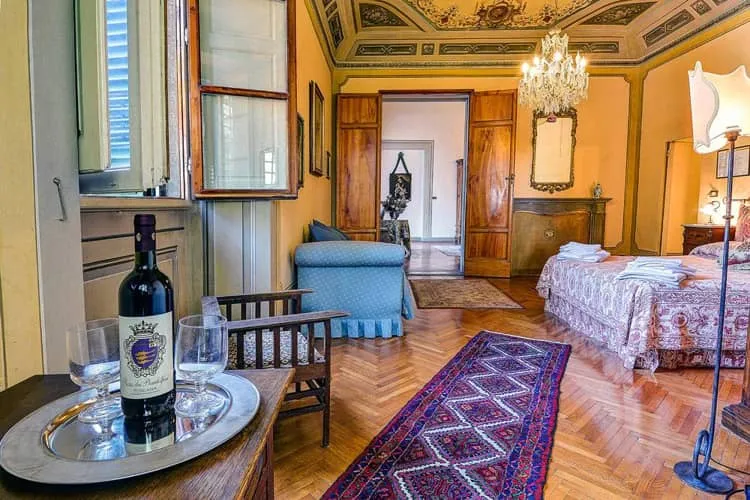 Villa Pandolfini bedroom