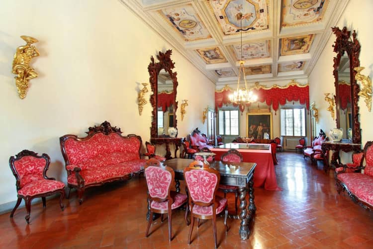Living Room in Villa Pandolfini