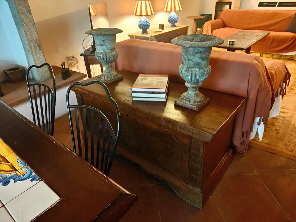 Sitting area